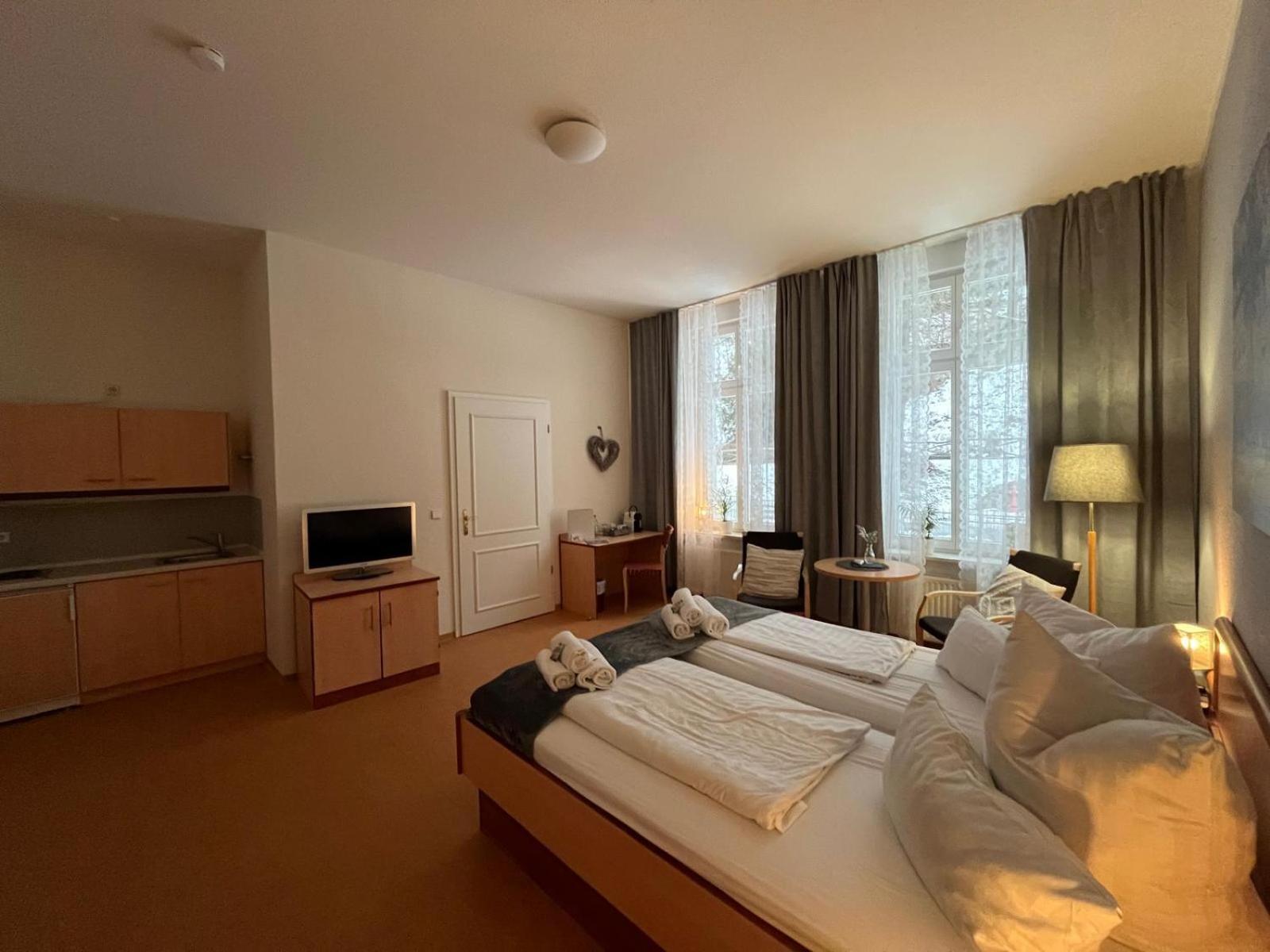 Villa Regina Bad Freienwalde Phòng bức ảnh